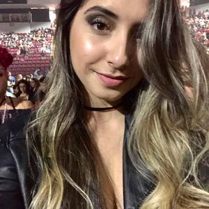 Meet your Posher, Daniela